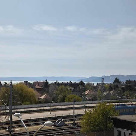 Szeki Apartman Balatonfured Luaran gambar