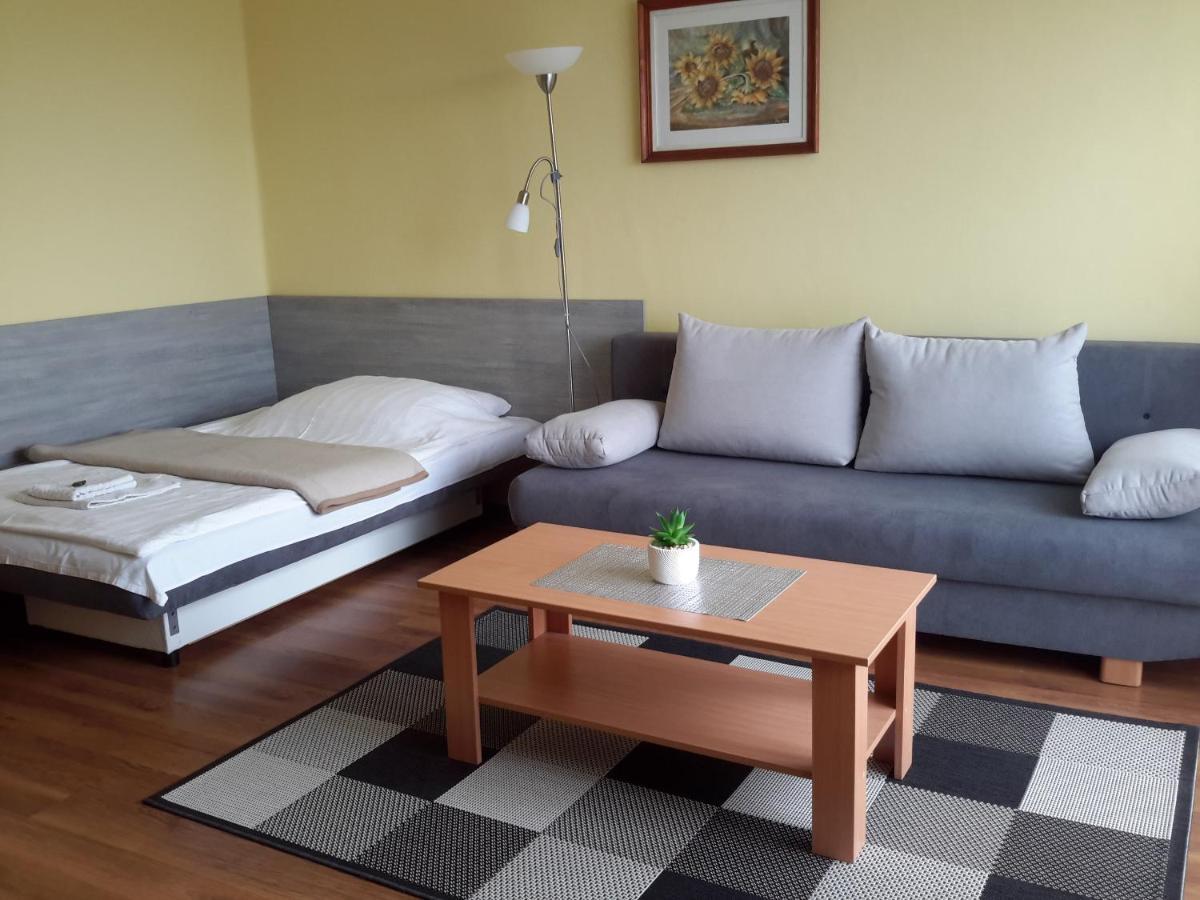 Szeki Apartman Balatonfured Luaran gambar